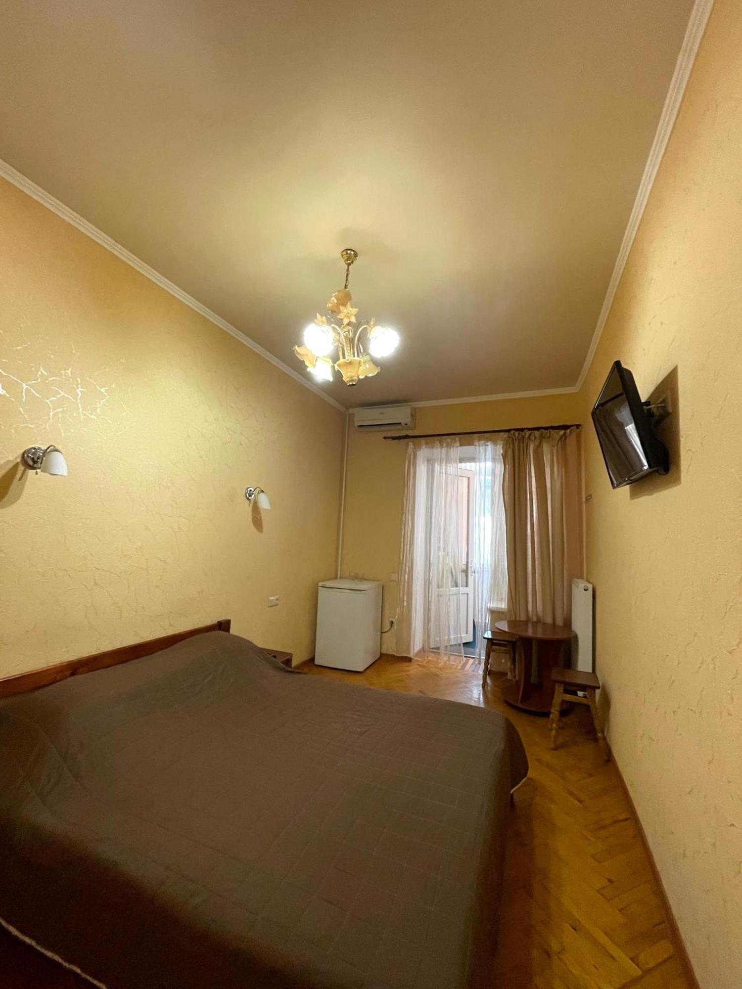 Затишні Номери В Самому Центрі Одеси Одесса Экстерьер фото