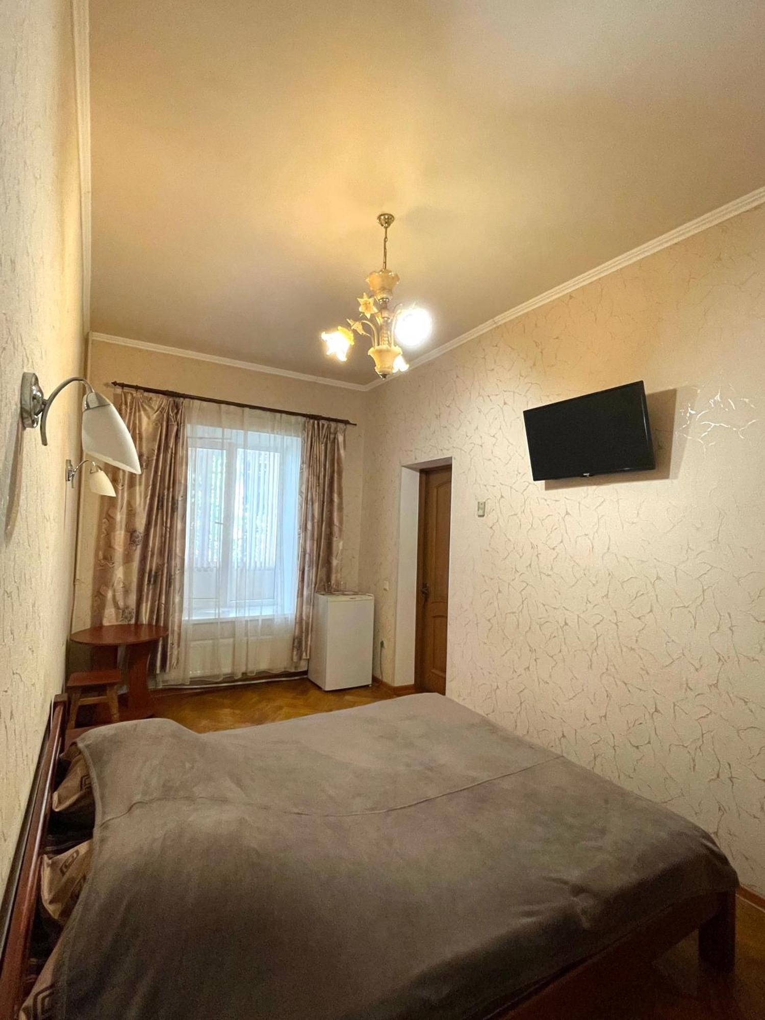 Затишні Номери В Самому Центрі Одеси Одесса Экстерьер фото